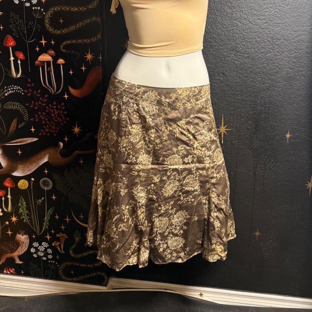 Banana Republic Brown Floral 100% Silk A-Line Skirt Yoke Waist Size 10